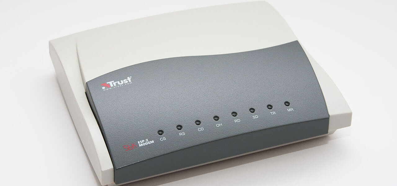 altes Analog Modem 56K